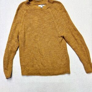 Women's Crewneck Sweater in Mustard